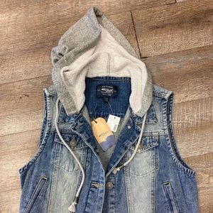 Woman’s new Silver denim jacket with hood